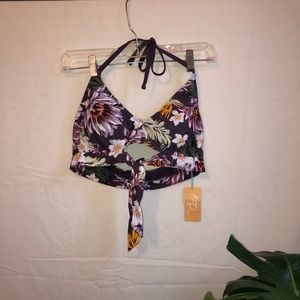 NWT bikini top